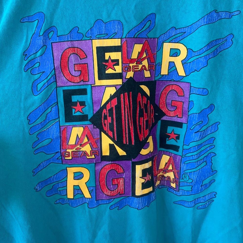 LA gear turquoise size large tee
